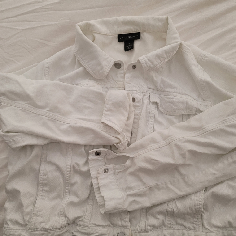 Lane Bryantwhite denim jacket size 22 USED